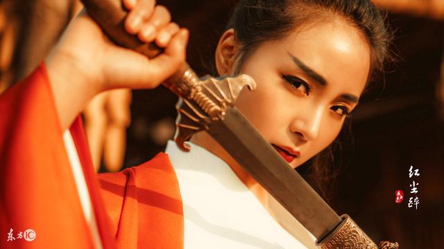 小说：皇上为了提高武功修为，听信谗言，用公主的鲜血炼制丹药