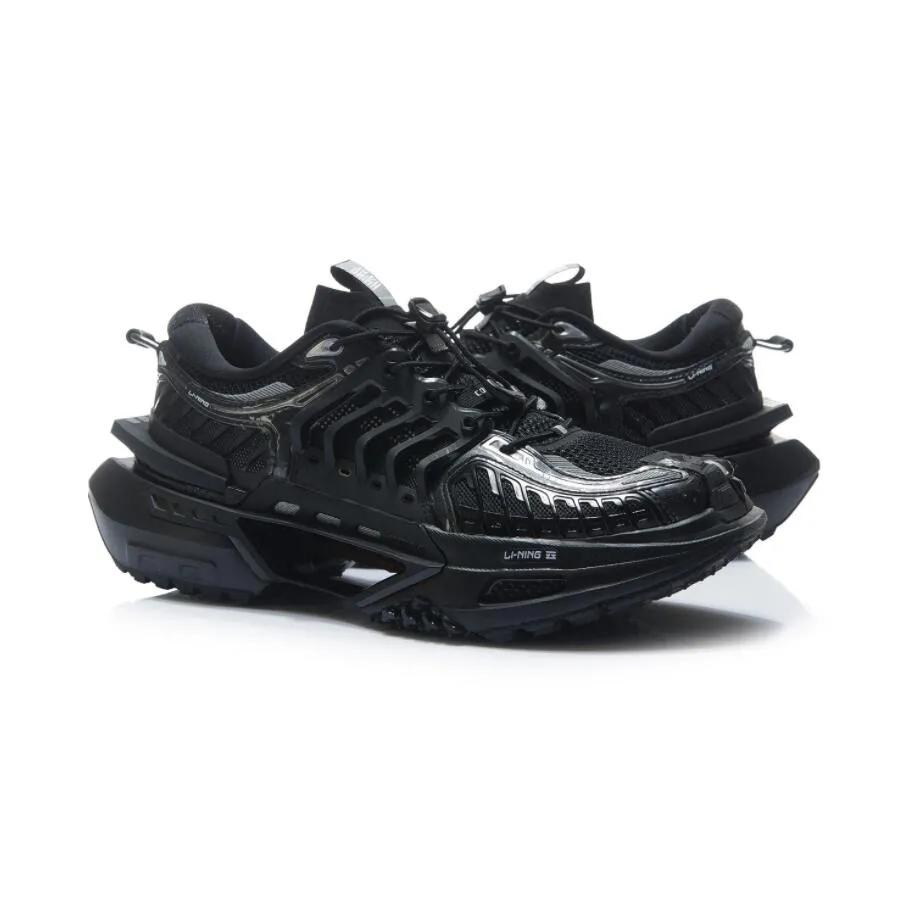 今天上班迟到了,因为隔壁公司的姑娘问我要鞋子链接|球鞋推荐