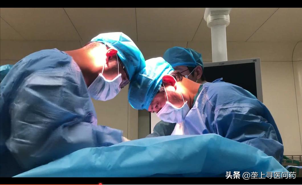 小孩骶尾部畸胎瘤的10个征兆,新生儿身上长了2个骶尾部畸胎瘤