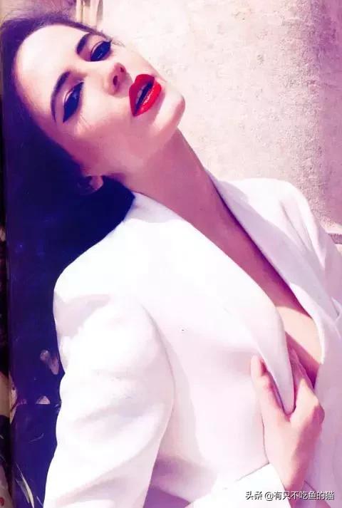 黑暗女巫伊娃格林,黑暗阴影伊娃格林与吸血鬼