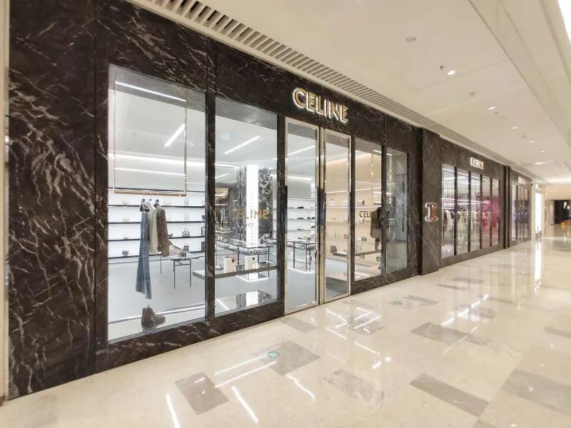 武汉恒隆广场奢侈品牌,武汉恒隆广场算顶级广场吗