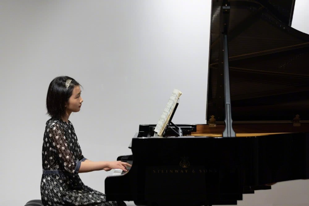 多多黄磊日常,黄磊老婆晒多多健身视频