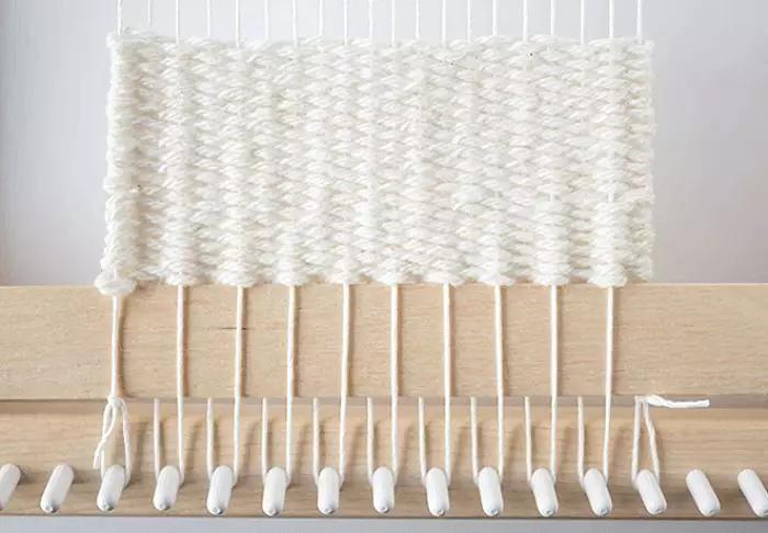 毛线装饰编织教程全过程,毛线编织小饰品简单入门教程