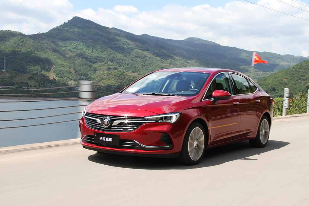 君越速腾,十五万公里的君越值得入手吗