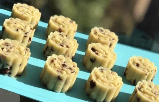 自己做的绿豆糕很粘牙是为啥,如何在家自制绿豆糕