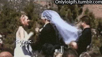 为了在大风中优雅行走，人类都做过哪些沙雕尝试？