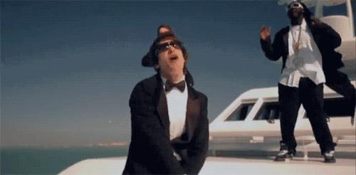 上海地铁藏高手！45岁站务员成网红