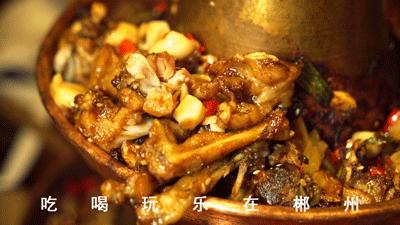 5折！郴州惊现XXL号「双层火锅塔」，狂风暴雨也要吃！