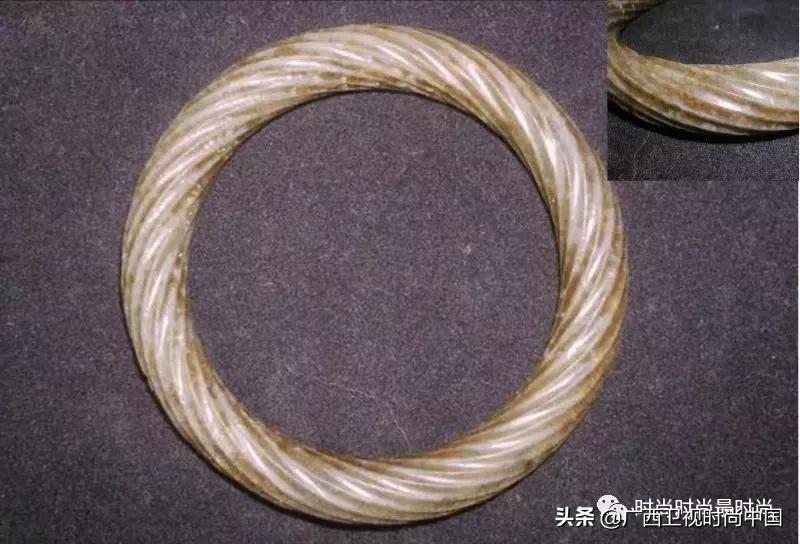 手镯是用石头搞出来的吗,手镯创造灵感
