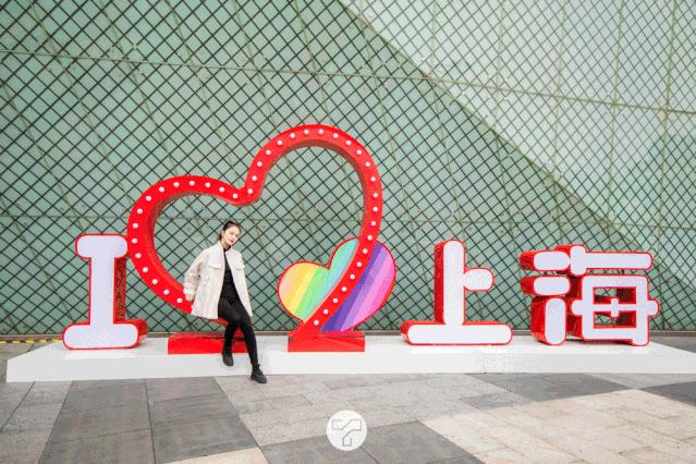 元旦来这家宝藏商场！热辣车模+街舞公演带你解锁年末购物新姿势