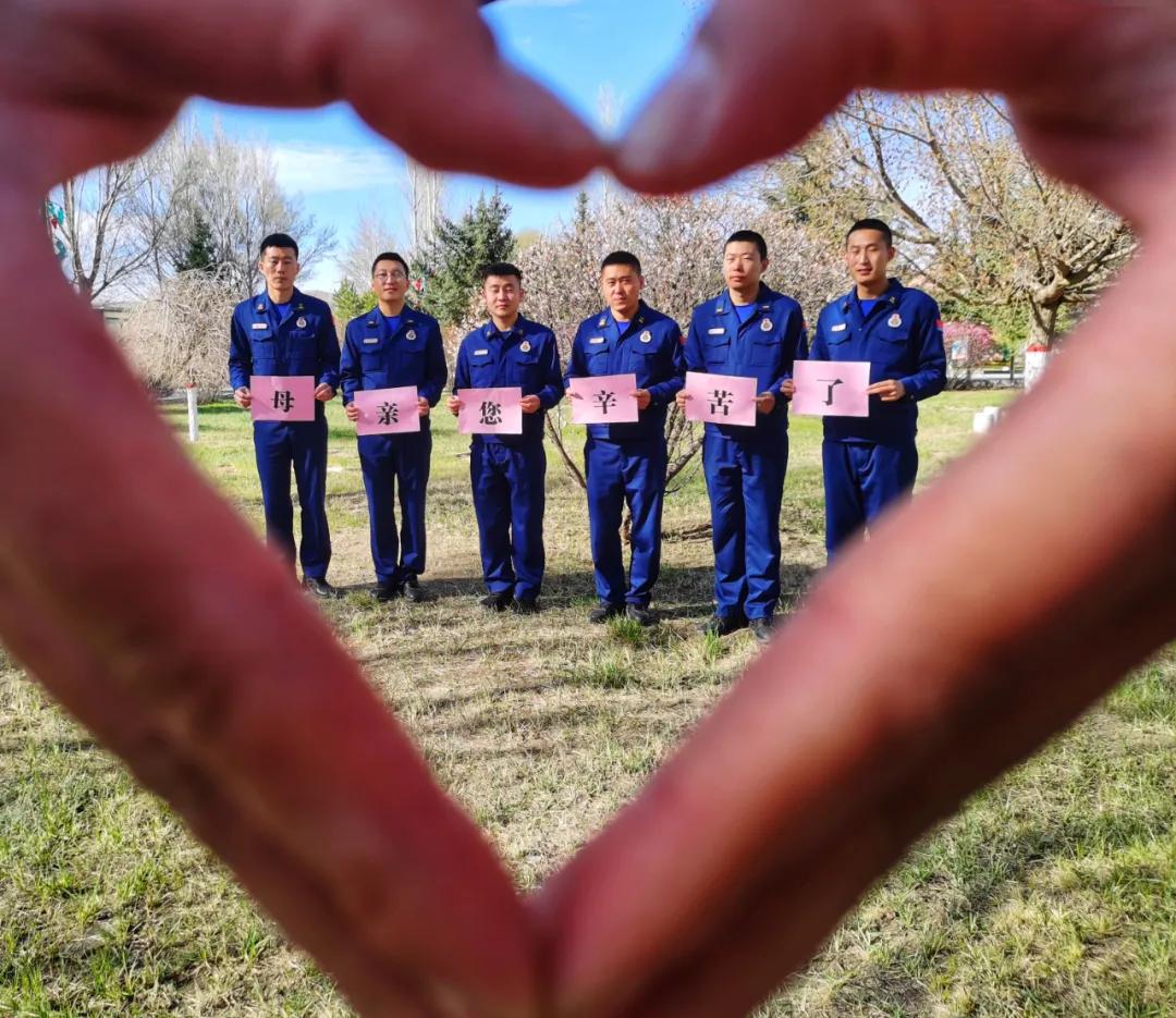 母亲节朗读谁言寸草心,谁言寸草心报得三春晖母亲节