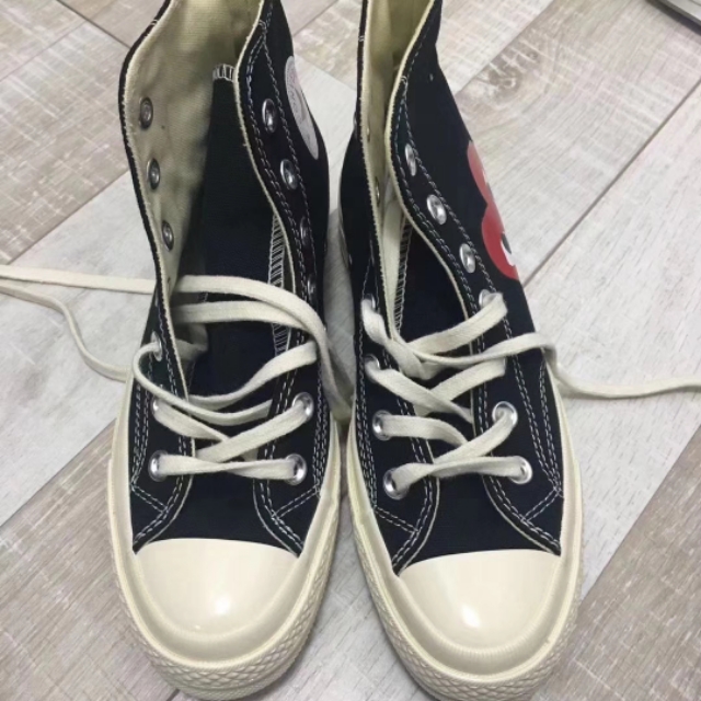 vans的配盒到底是真是假？sample鞋到底是什么？