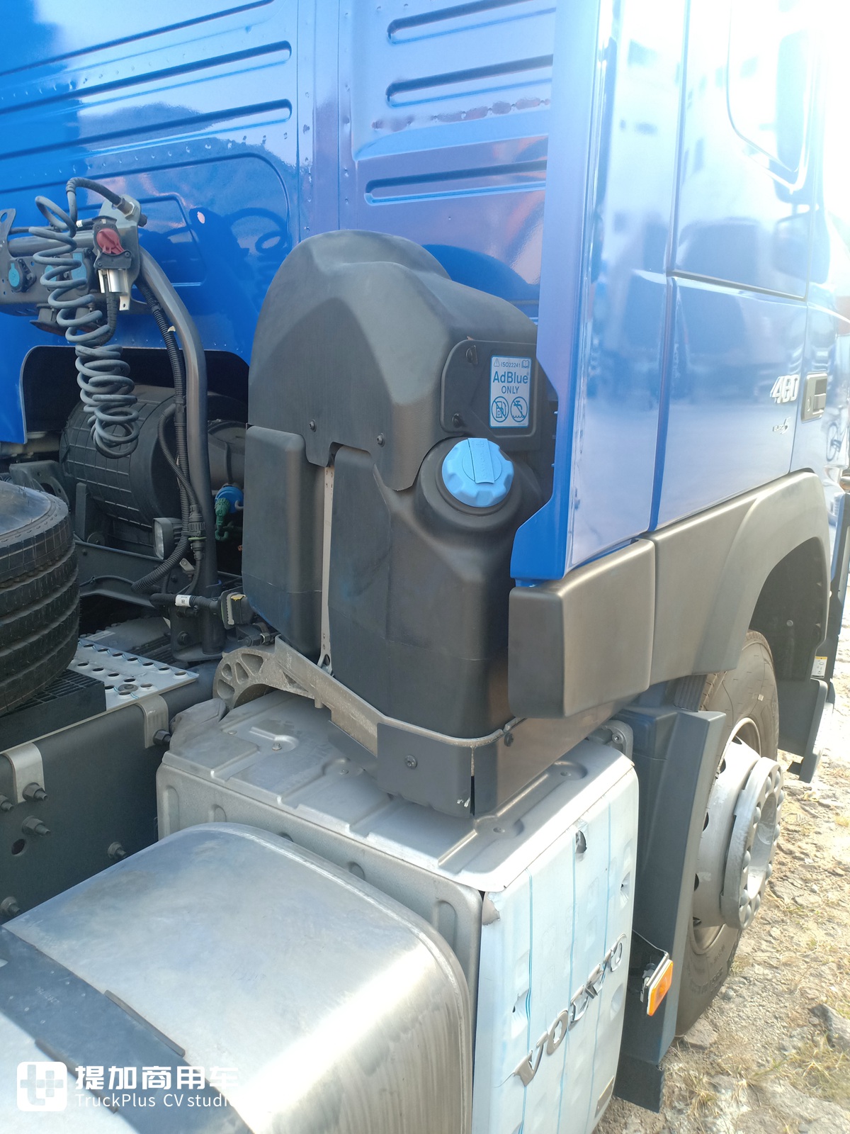 德邦沃尔沃,德邦物流下线沃尔沃运输车