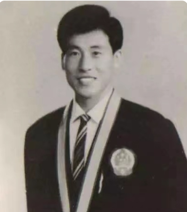 足球经典解说谈中国足球,中国足球史上的十位超一流解说员