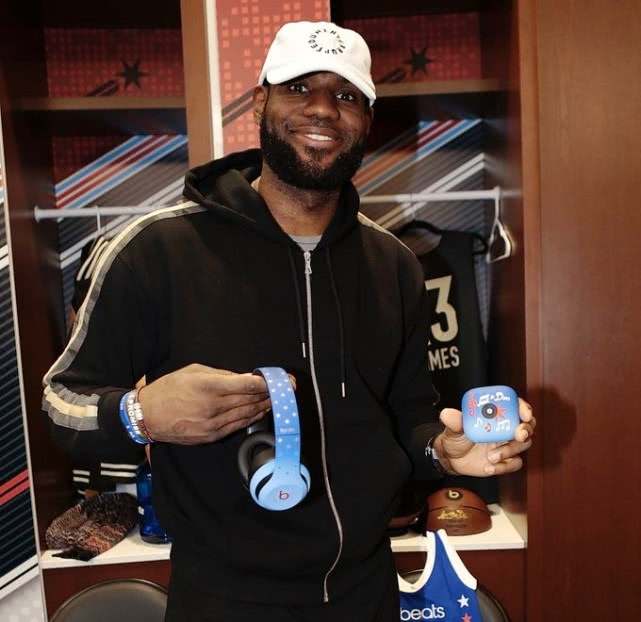 小卡尬舞专用曲,小卡花式跑跑舞