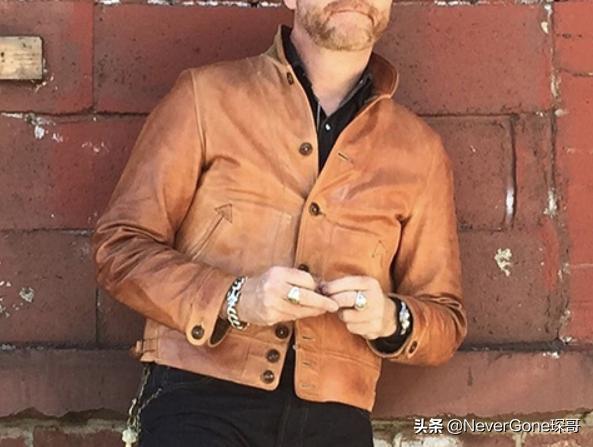 如何选购鹿皮皮衣和牛皮皮衣,去哪里选购真的皮衣