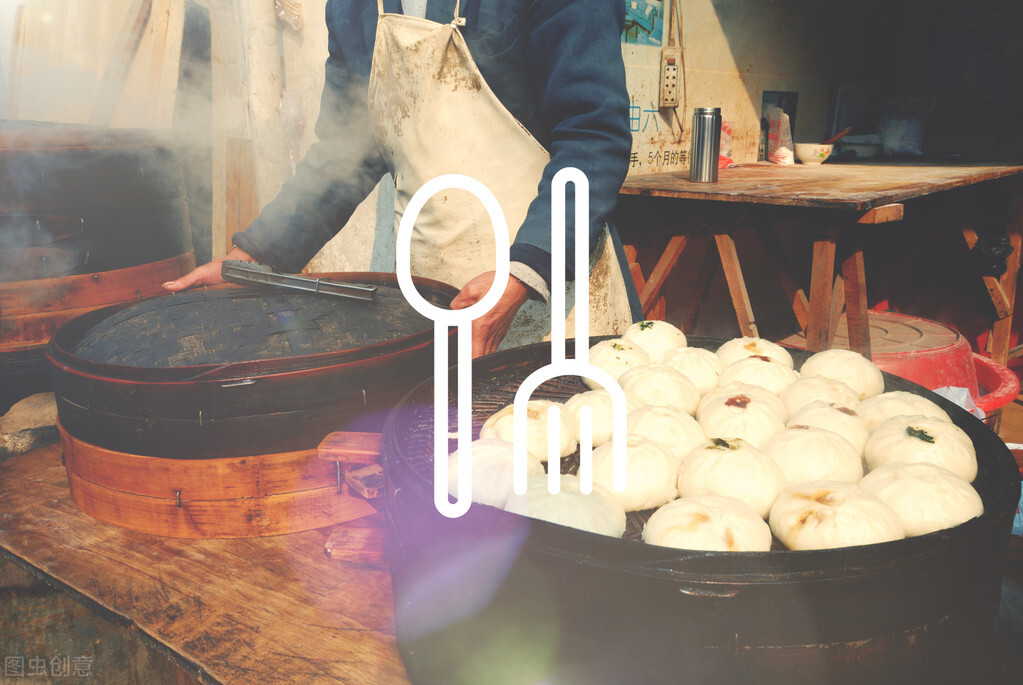 白领辞职摆摊卖蛋堡,白领辞职卖盒饭