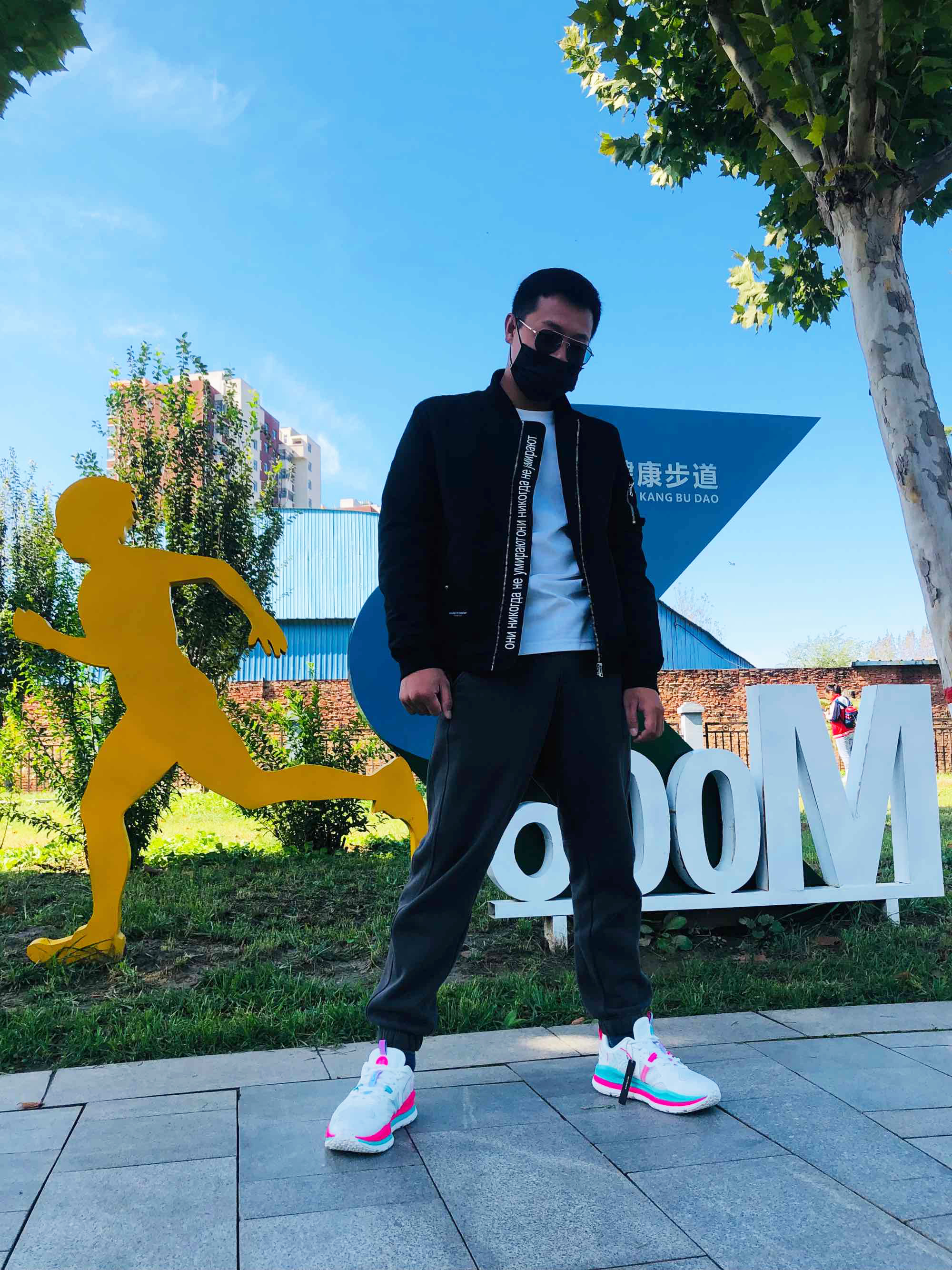 最适合中国人的跑鞋？亲测必迈老爹慢跑鞋，脚感完全不输大牌