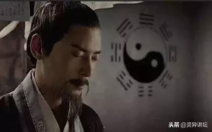 小镇上出尸虫，道士身背篓子来，篓子一开*压镇**