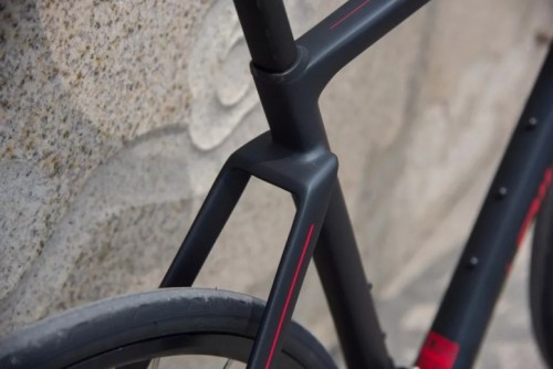 小牛电动niuus动力版锂电电动车,小牛电动车2024新款nxt测评