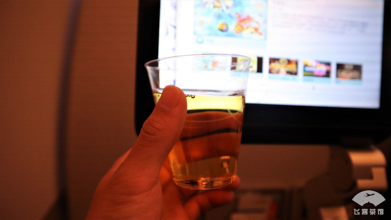 拔草国航第一架A350墨镜侠！机舱配置和服务水准，不亚于五星航司