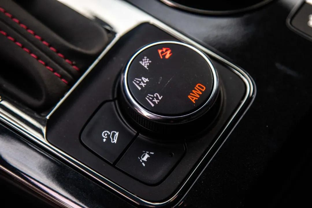 雪佛兰开拓者是中型还是中大型,7座雪佛兰开拓者rs多少钱