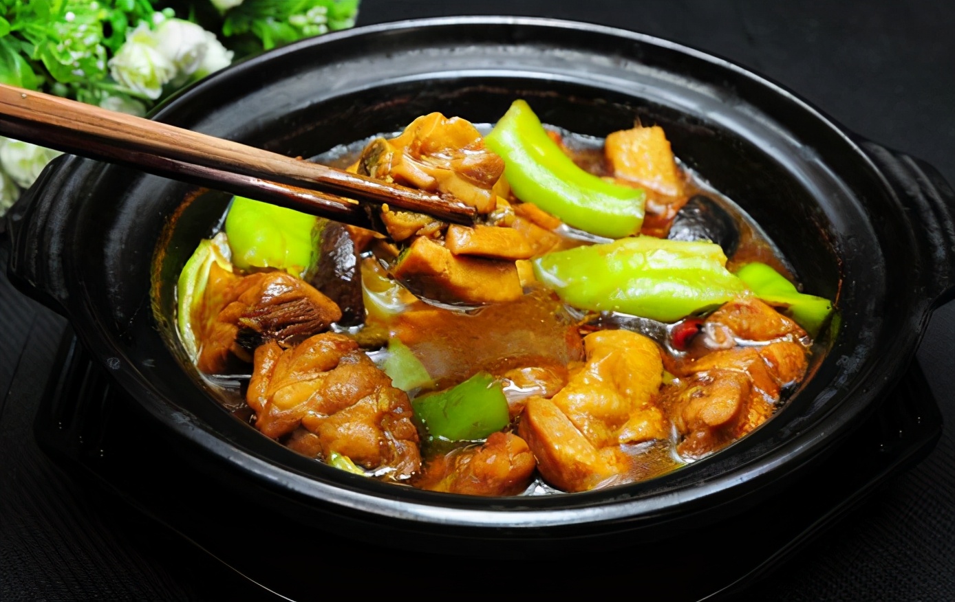 黄焖鸡最受欢迎的菜品,黄焖鸡为什么受欢迎