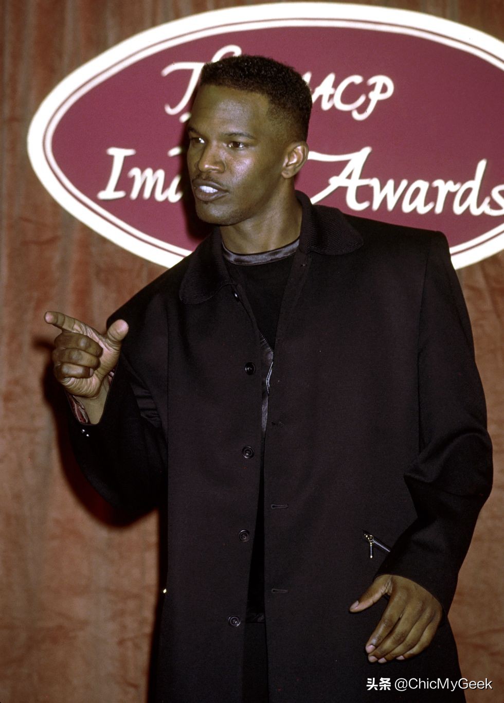 出生就被遗弃最后活成了传奇,出生7天就被母亲抛弃完整版