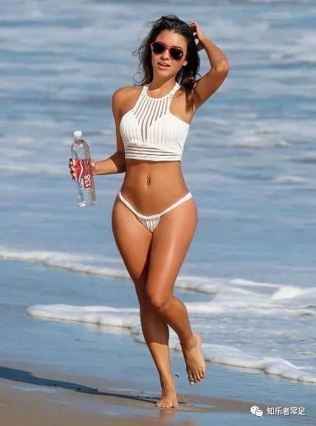 世界足球太太团颜值排行榜,国足太太团颜值爆表