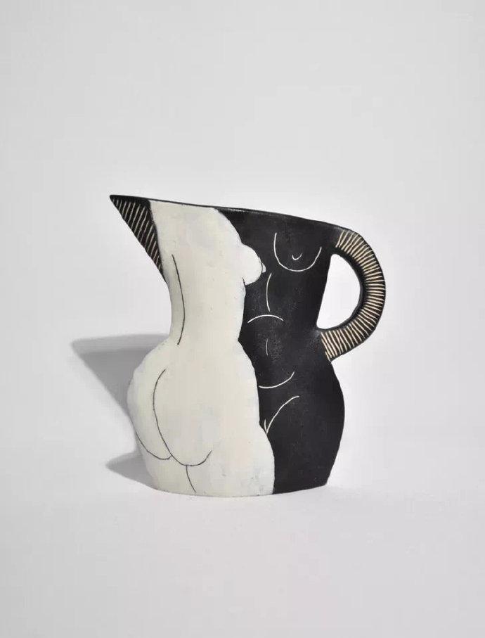 设计师拼了！6款你很难想象的水杯设计