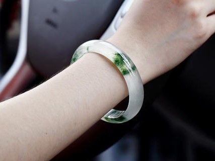 别人戴的玉为什么不能碰,别人的玉怎么处理可以自己戴