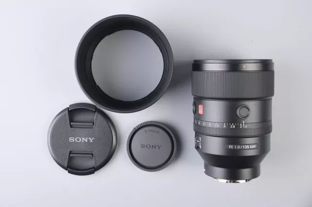 索尼fe135mmf1.8gm扫街,索尼fe135mmf1.8值得买吗