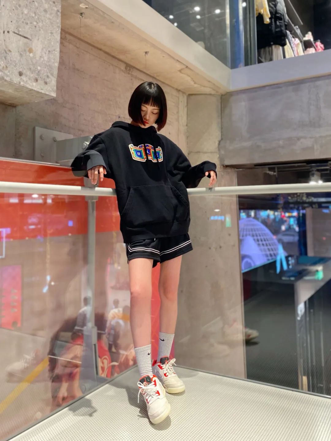 牛年扭蛋机、5折买明星同款、年味美食买一赠一，新春焕新颜