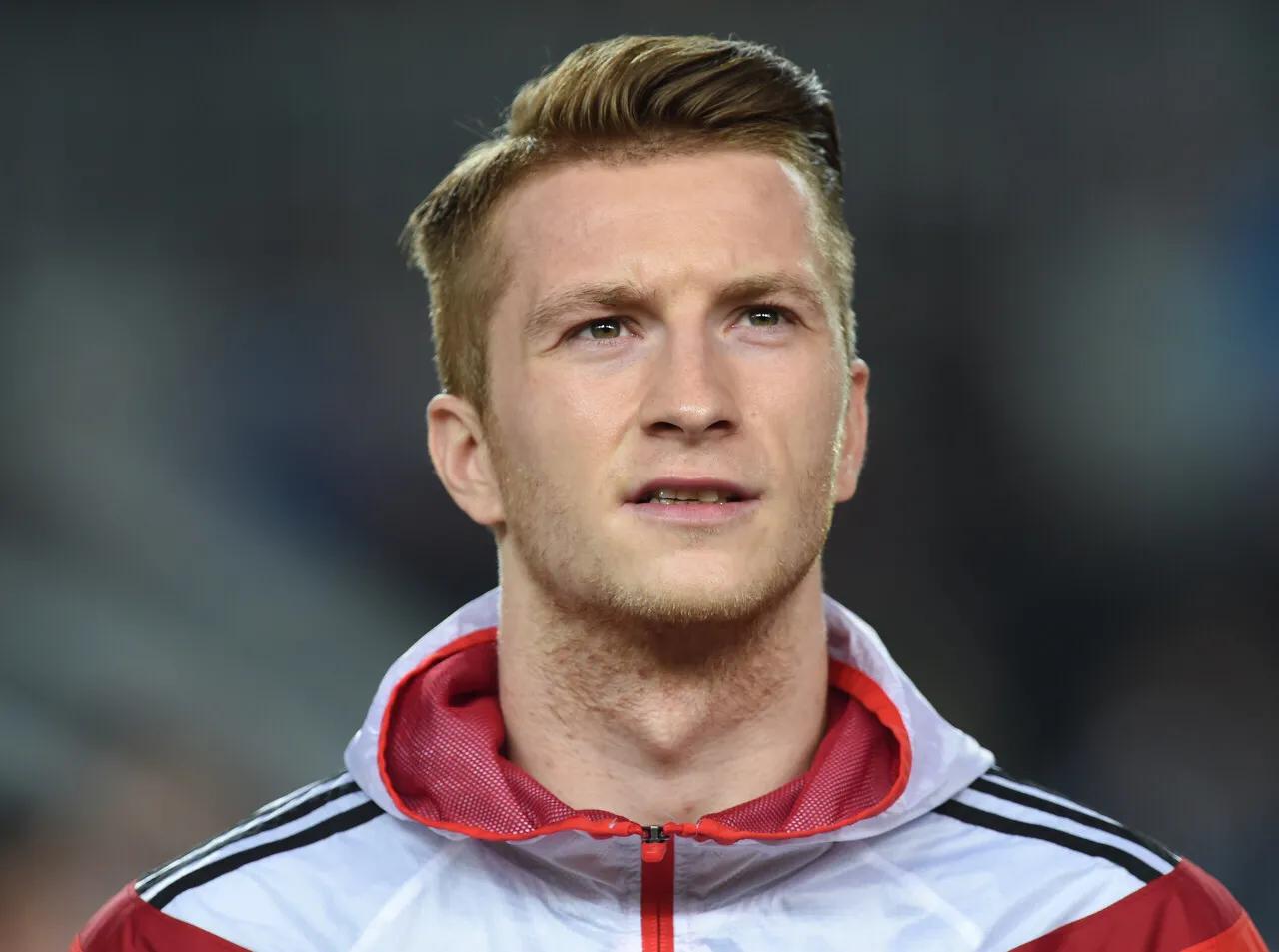 公认长得帅的足球明星,世界上十大最帅的足球运动员