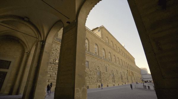 真美女,捐出千亿家产,成就世界顶级博物馆,稀世珍宝对全球开放