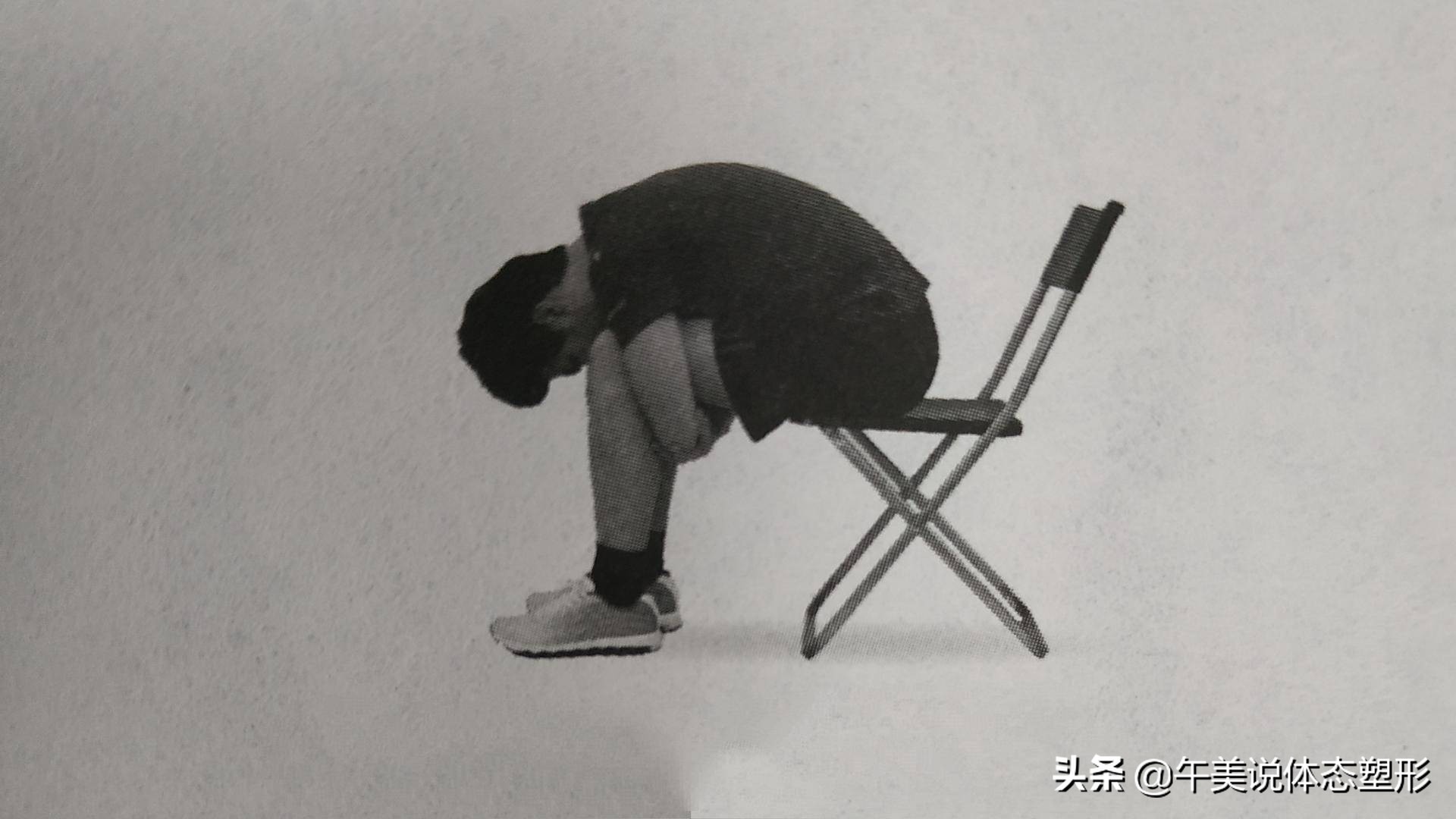 久坐腰累怎么缓解,久坐浑身僵硬酸痛15分钟操