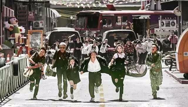 缝纫机乐队最后大鹏和乔杉说的话,缝纫机乐队最后大鹏唱的是什么歌