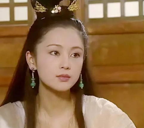 七位桃花眼女明星,拥有迷人桃花眼的女明星