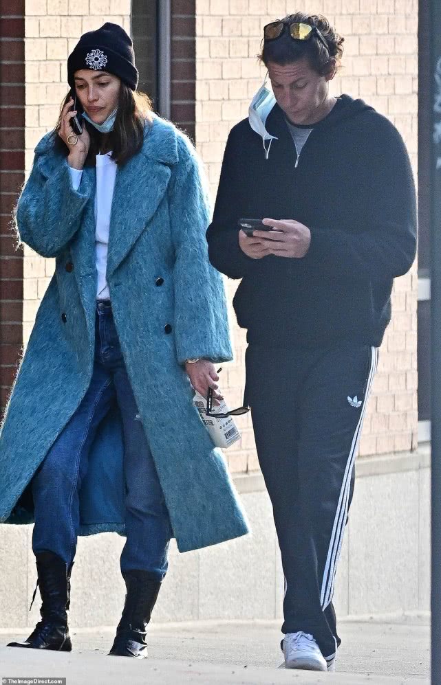 伊莲娜巴宝莉照片,巴宝莉伊莲娜