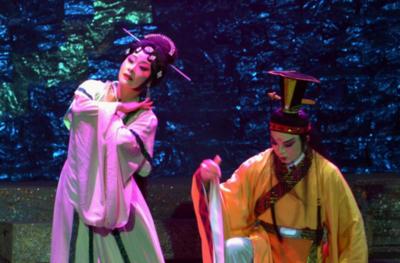 关汉卿戏剧中的文人形象共同点,关汉卿是一个怎样的浪子形象