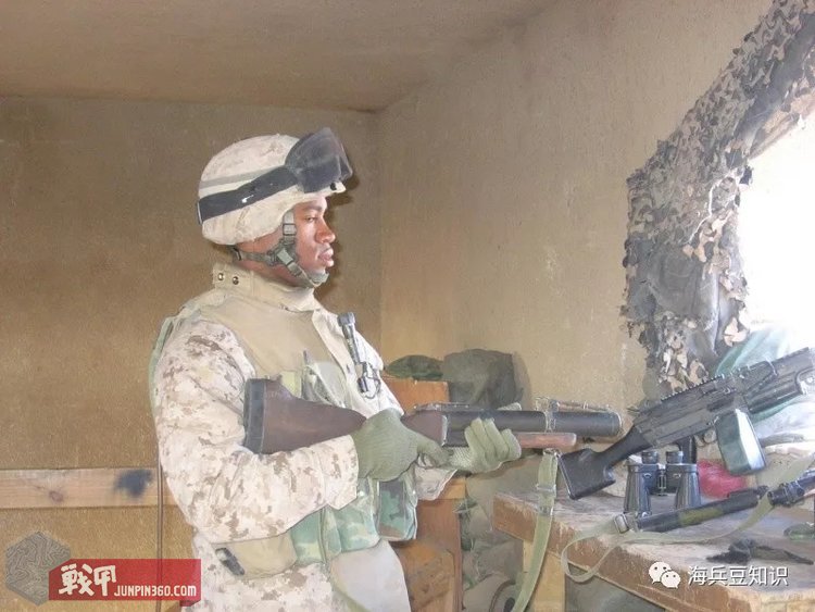 美军m32转轮式榴弹发射,m32榴弹发射器美国