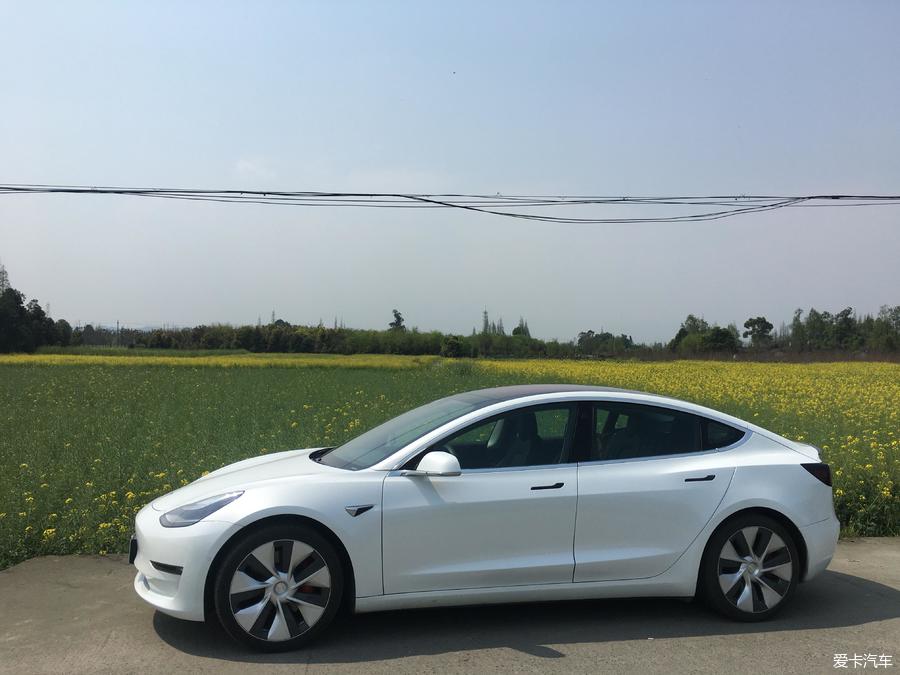 特斯拉model3车主真实用车感受,10万公里特斯拉model3实测