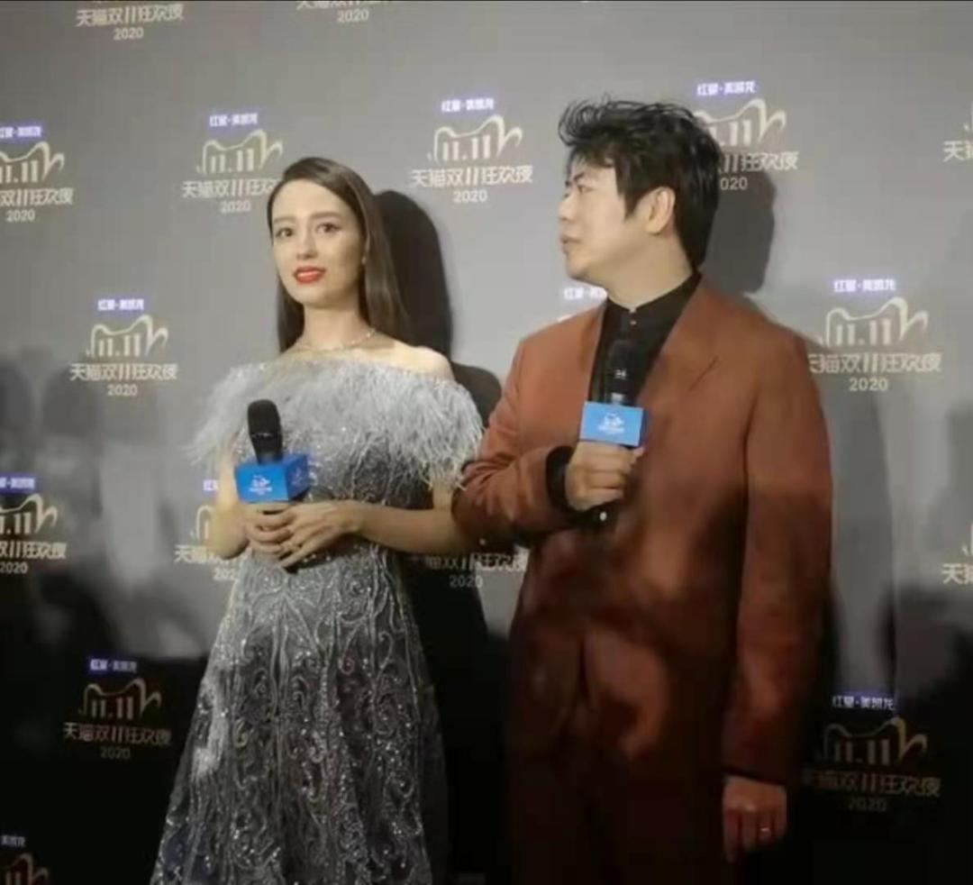 2020，M码女生正在消失