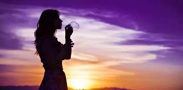 中国单身人口突破2.4亿|全世界似乎在迎来一个属于单身者的时代