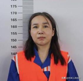 教师变成黑老大,教师变身黑老大第一集