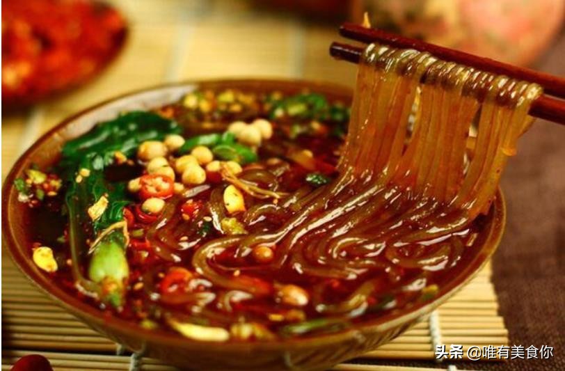小吃店加盟店最火爆的项目酸辣粉,酸辣粉最正宗的做法加盟