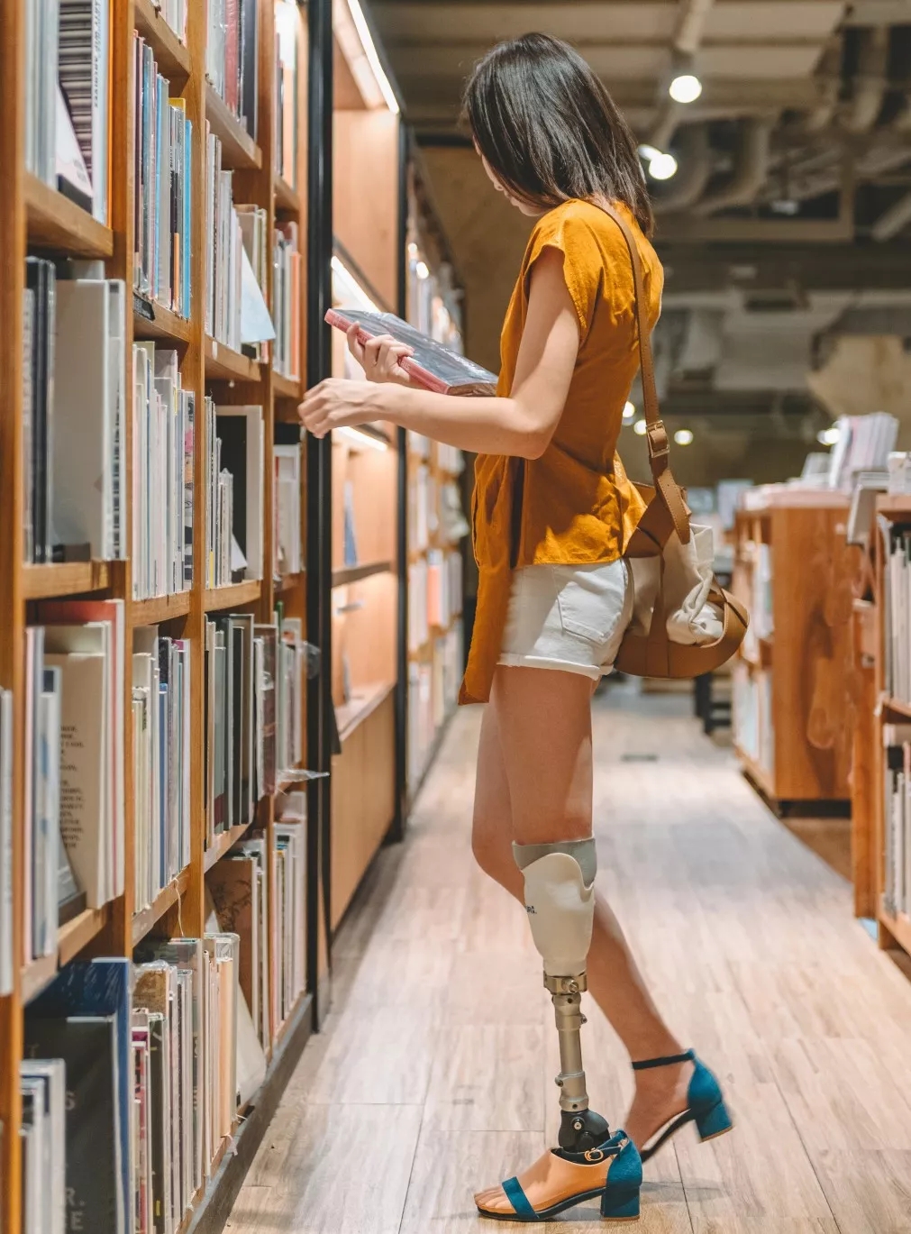 截肢后戴假肢老是疼怎么处理,截肢病人注意事项