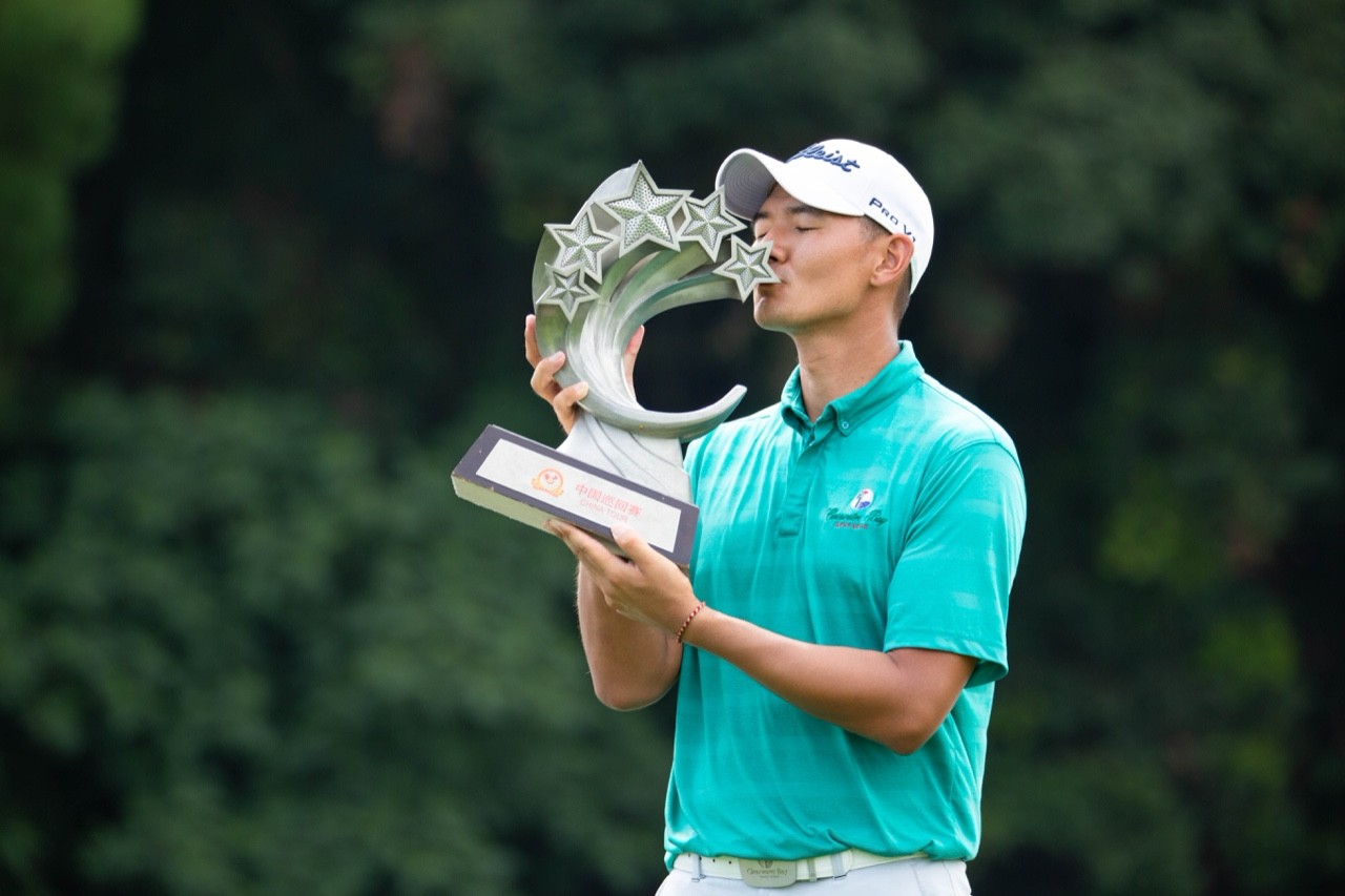 鍠滆幏閲戠墝鍕囧ず妗傚啝,鍠滆幏閲戠墝鍕囧ず绗竴