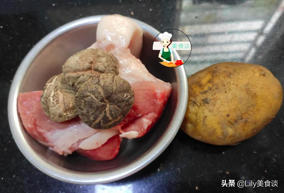 土豆蒸了怎样弄最好吃最简单,蒸土豆和什么一起蒸好吃
