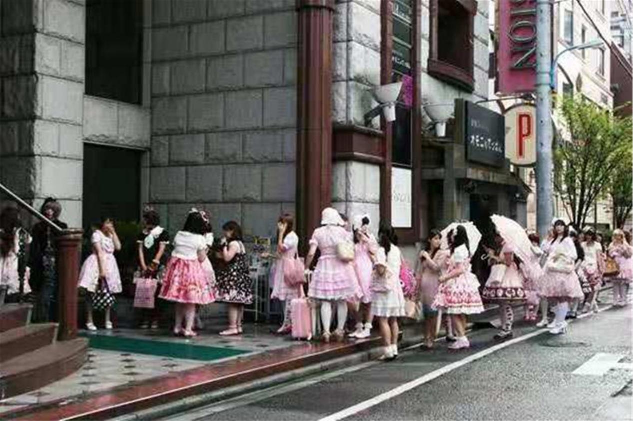 lolita裙子怎么穿,lolita小裙子